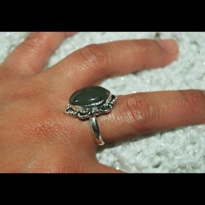 ⬇️CLEARANCE⬇️Labradorite Ring Size 8.25